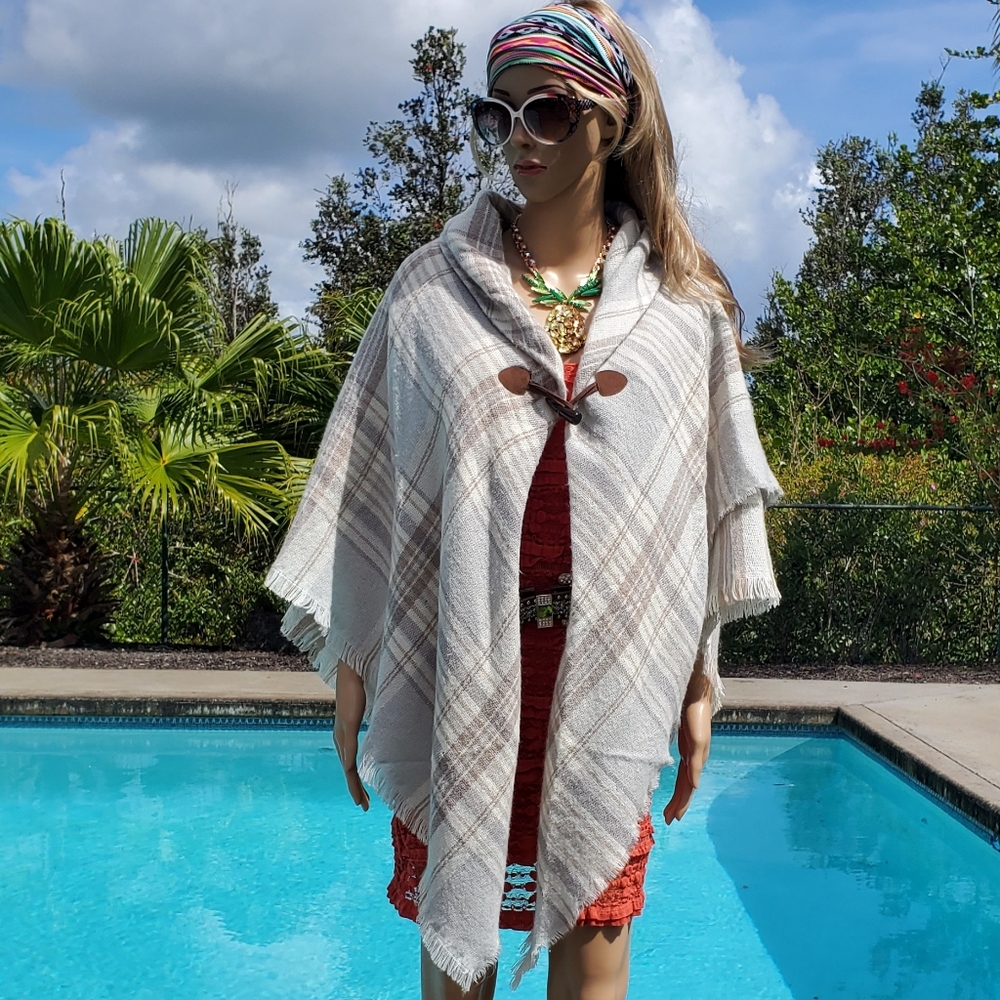 Modena Plaid Toggle Button Asymmetrical Poncho - … - image 3